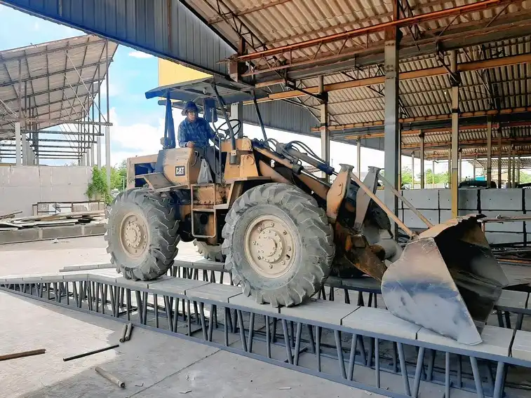 X-Ramp ทดสอบรับน้ำหนัก Caterpillar